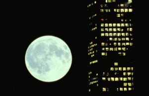 An image from Koyaanisqatsi